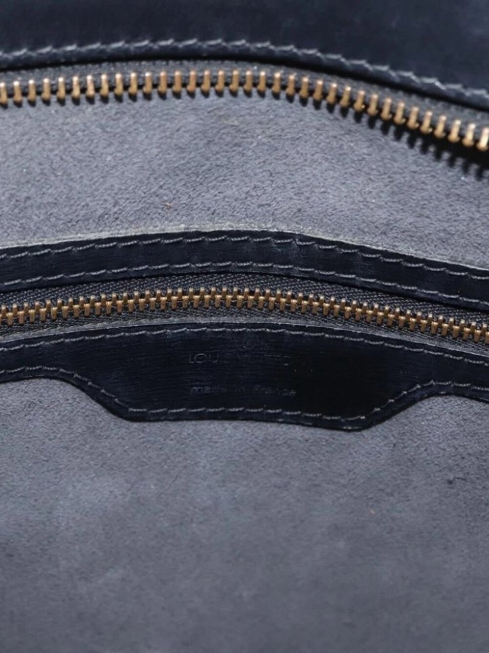 LOUIS VUITTON Epi Saint Jacques Shoulder Bag Black - Picture 14 of 16